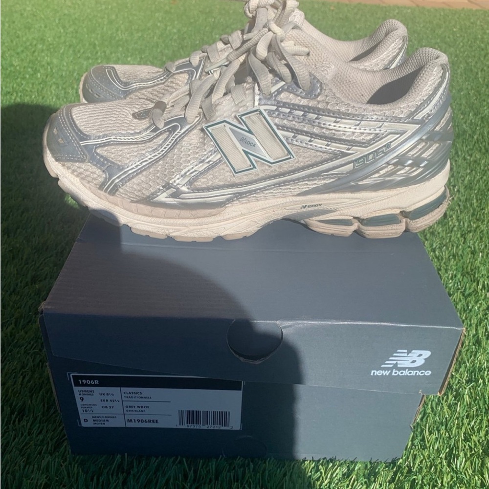 New Balance 1906r Gray/Silver Sneakers